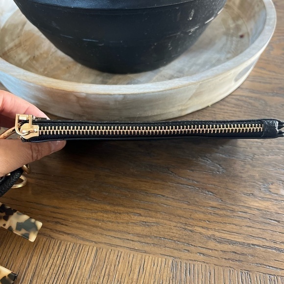 Keychain Wristlet - Picture 3 of 3